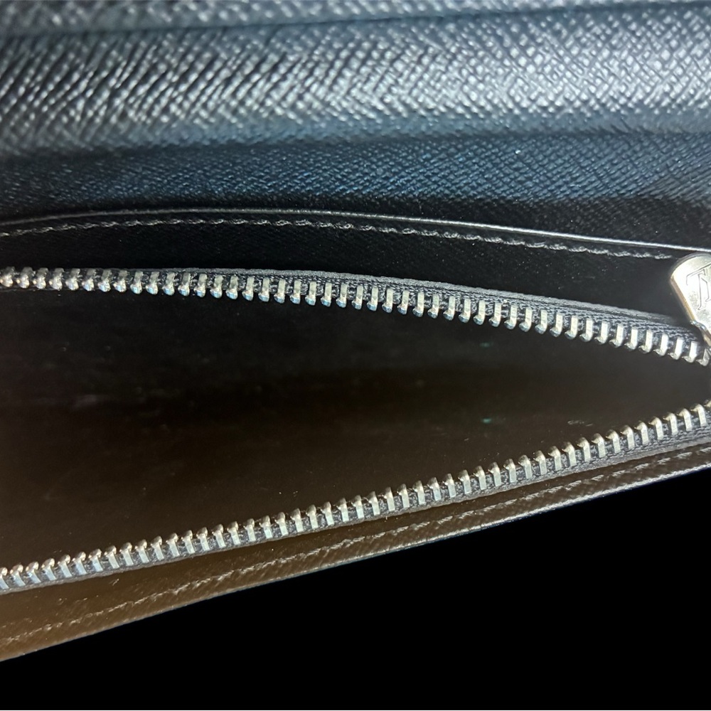 Louis Vuitton Graphite Checkered Wallet - Picture 7 of 8
